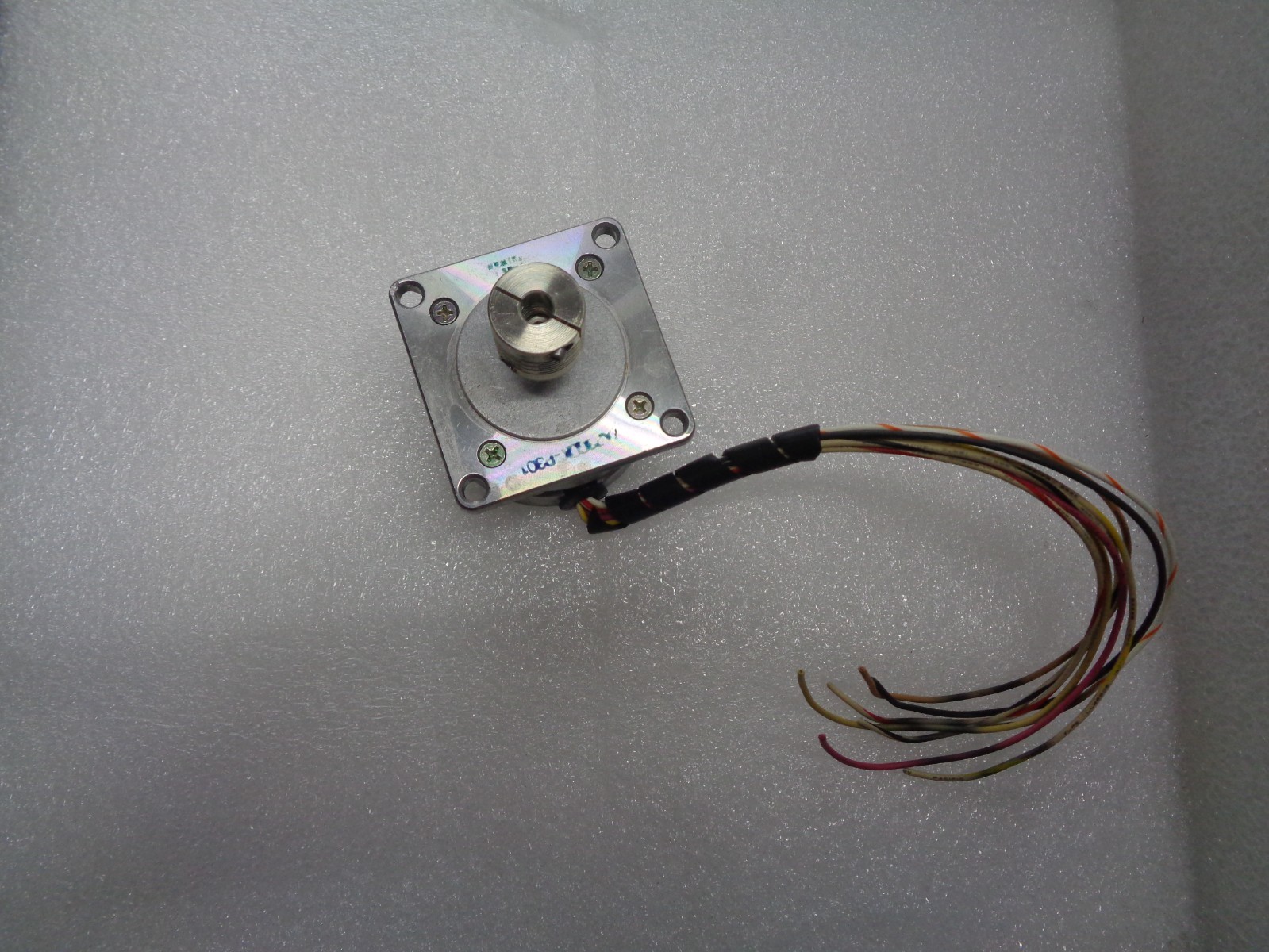 INTELLIGENT MOTION SYSTEM STEPPING MOTOR. M2-2215-S