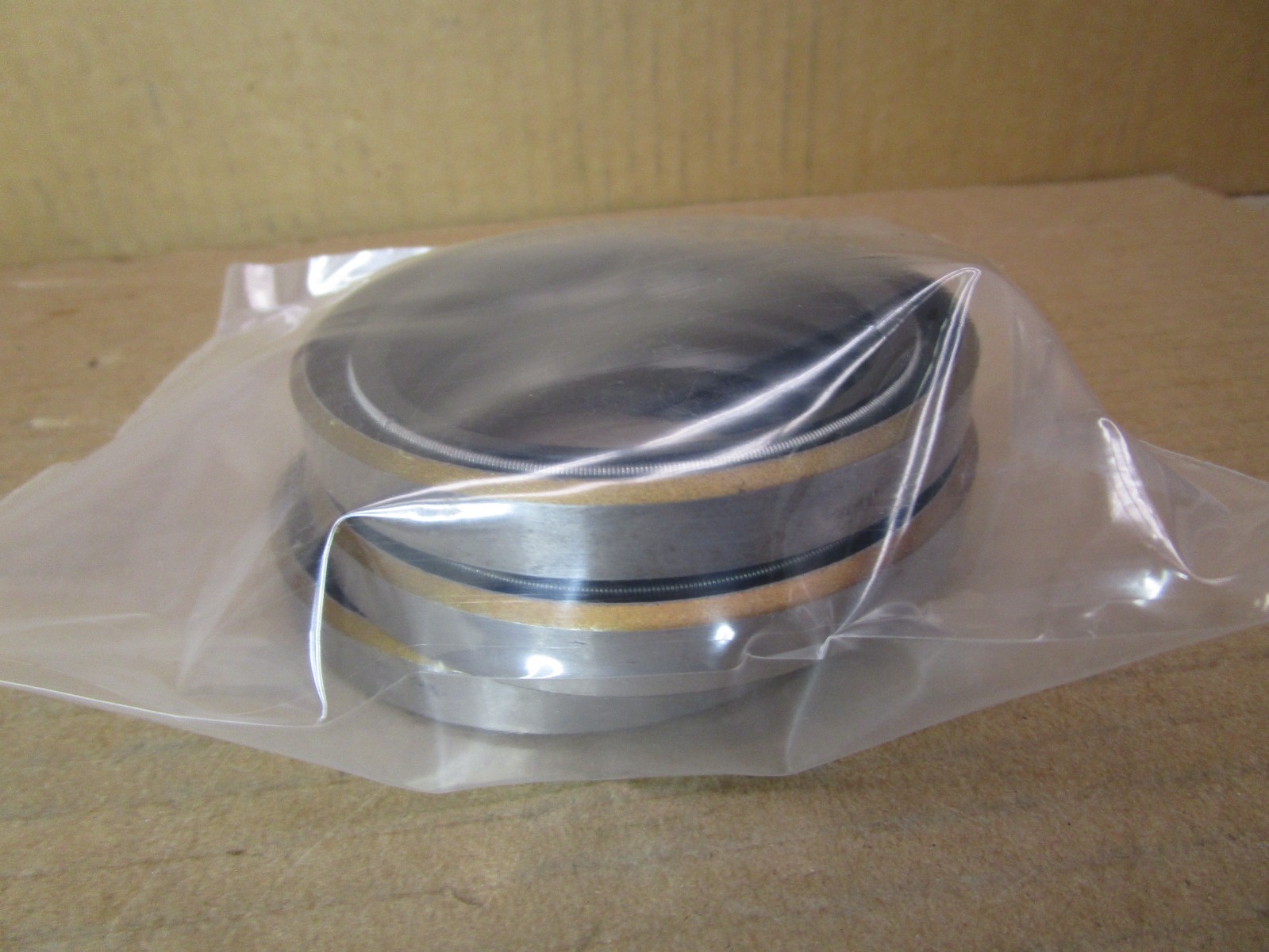 New Open Box Lot of 3 Pieces NOK AD3519K Oil Seal 52041ISU