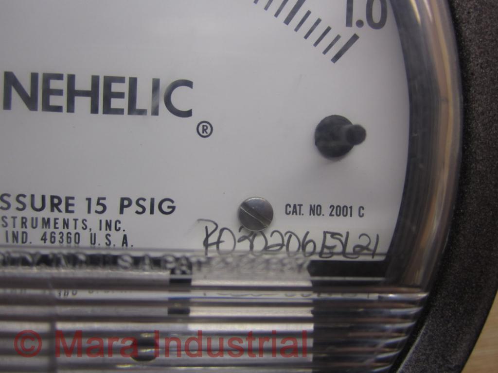 Dwyer 2001-C Pressure Gauge 2001C