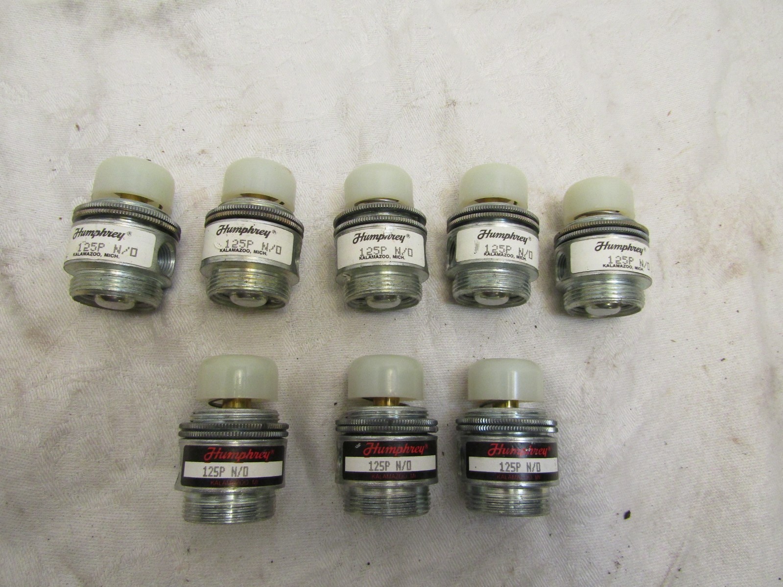 Lot of (8) Humphrey 125P N/O Pneumatic Directional Valve