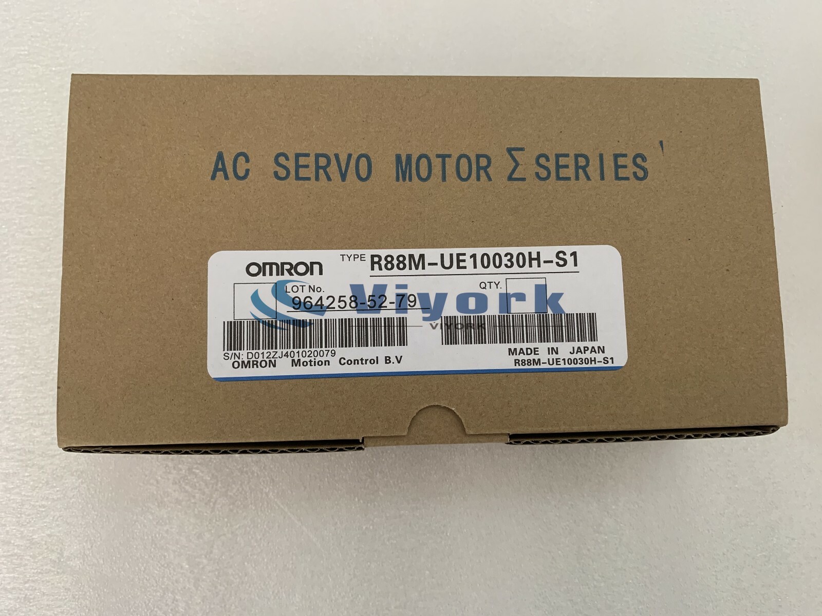 Omron R88M-UE10030V-S1 AC SERVO MOTOR 100W / 200V / UE SERVO / CE NEW