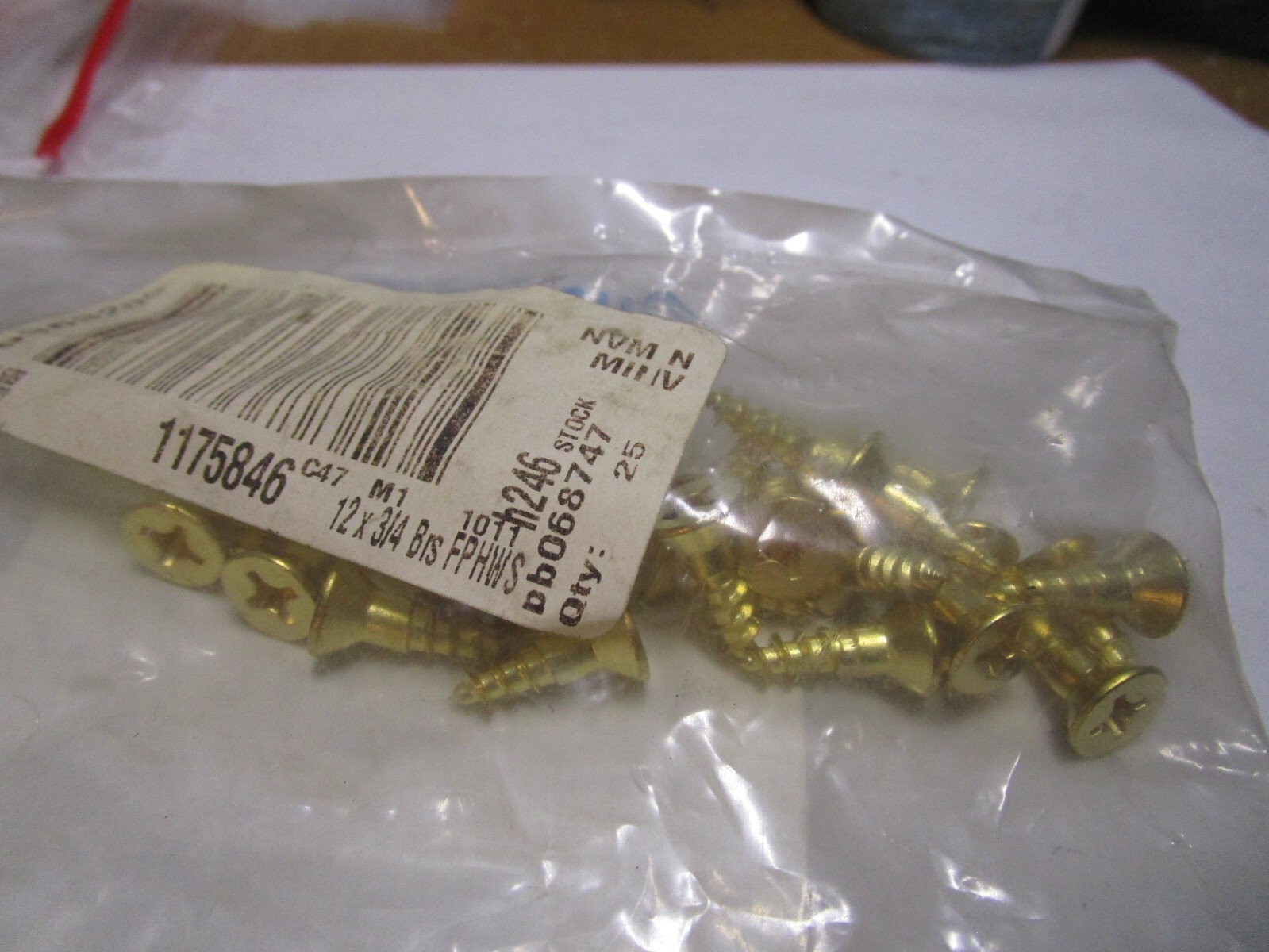 #12-11 x 3/4″ Flat Head Phillips Sharp Point Plain Brass Wood Screw QTY 25