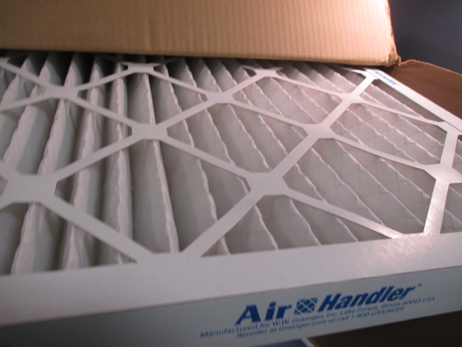 Box of 12 Air Handler 20″ X 25″ X 2″ HC Pleated Merv 8 Filter 6B930