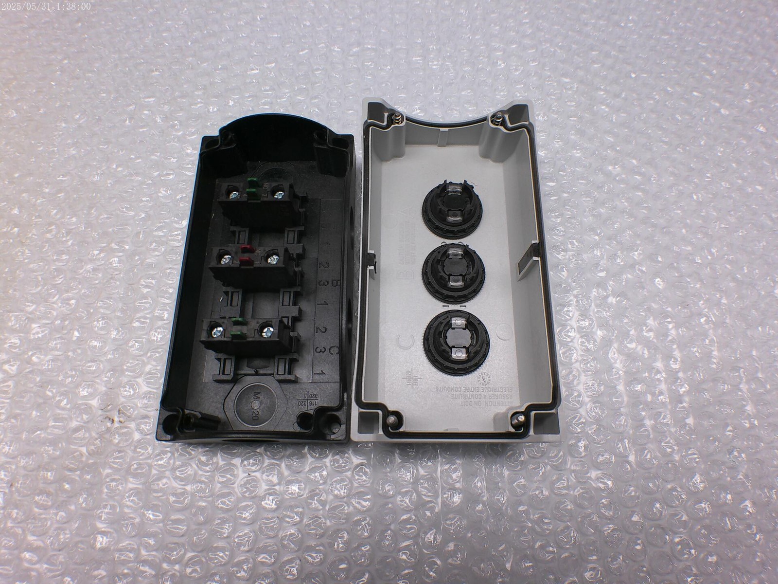 EATON PC-GF20-FR,PP/EPDM PUSHBUTTON ENCLOSURE NSNP