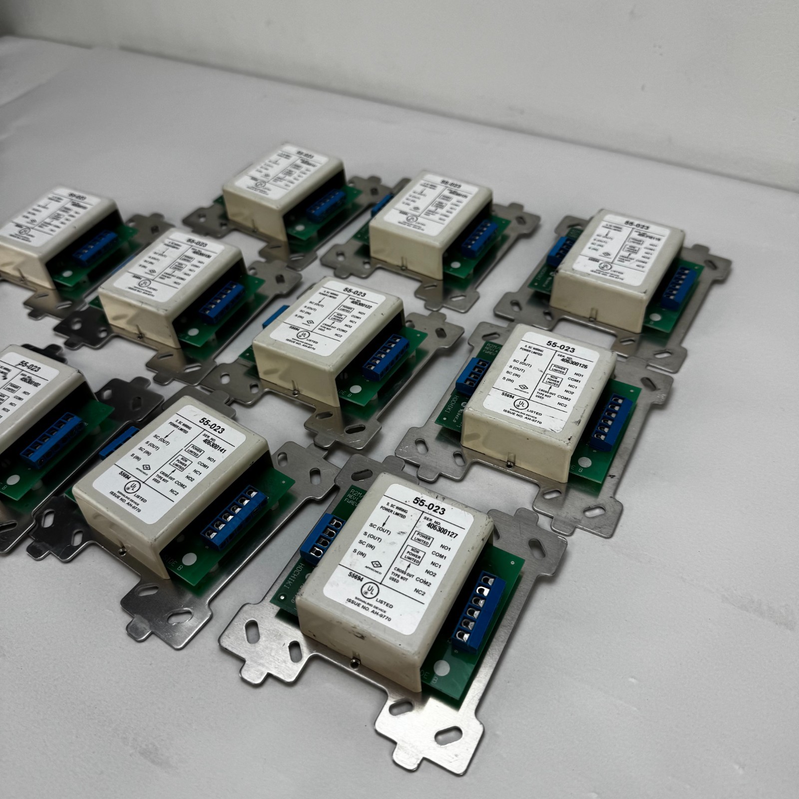 Lot of 10 Hochiki S5694 55-023 Short Circuit Fire Alarm Isolators AH-9770