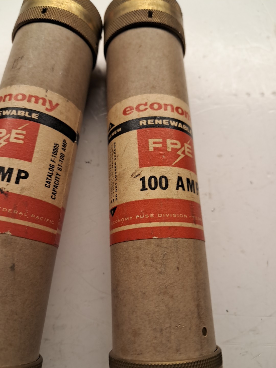 LOT OF 2 FPE ERS 100 RENEWABLE 100 AMP FUSE