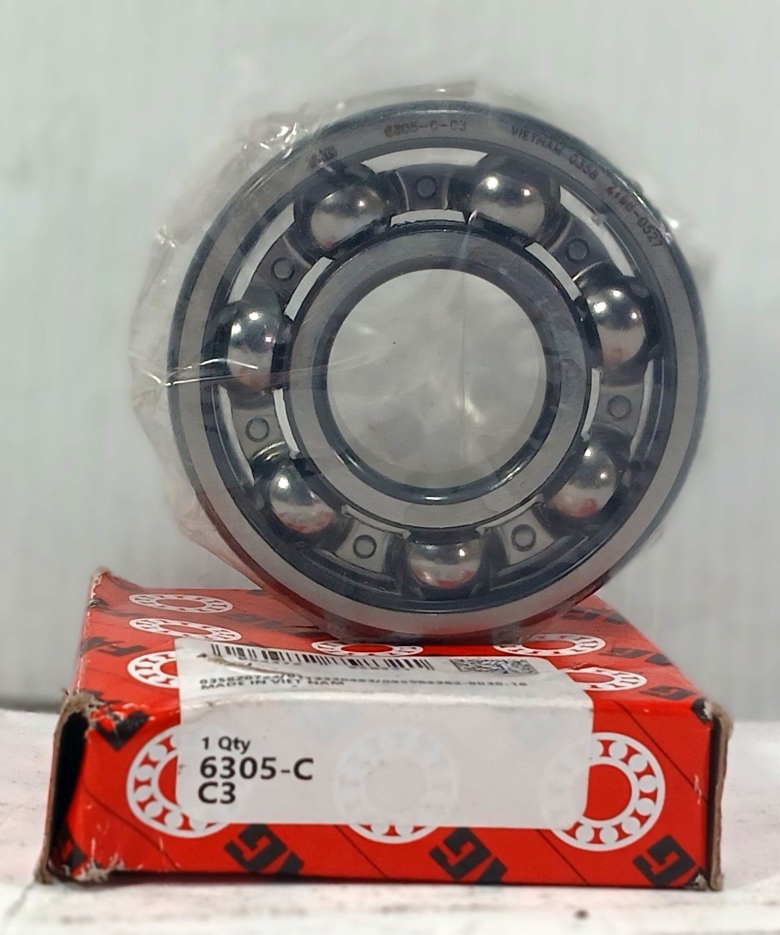 1 NEW FAG 6305-C C3 25x62x17mm RADIAL DEEP GROOVE BALL BEARING NIB *MAKE OFFER*