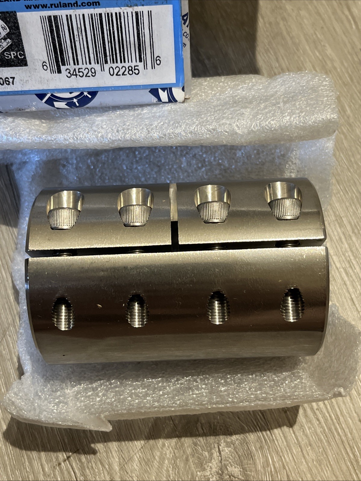 Ruland SPC-24-24SS, 303 Stainless Two-Piece Coupling 1-1/2″ x 1-1/2″ With Keyway