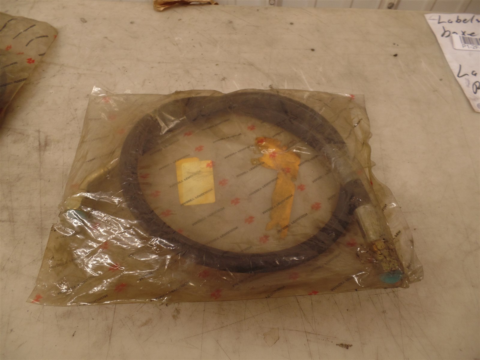 3715937M1 HYDR. HOSE AGCO MASSEY FERGUSON 6110 6120 6130 6140 6150 6160 MORE