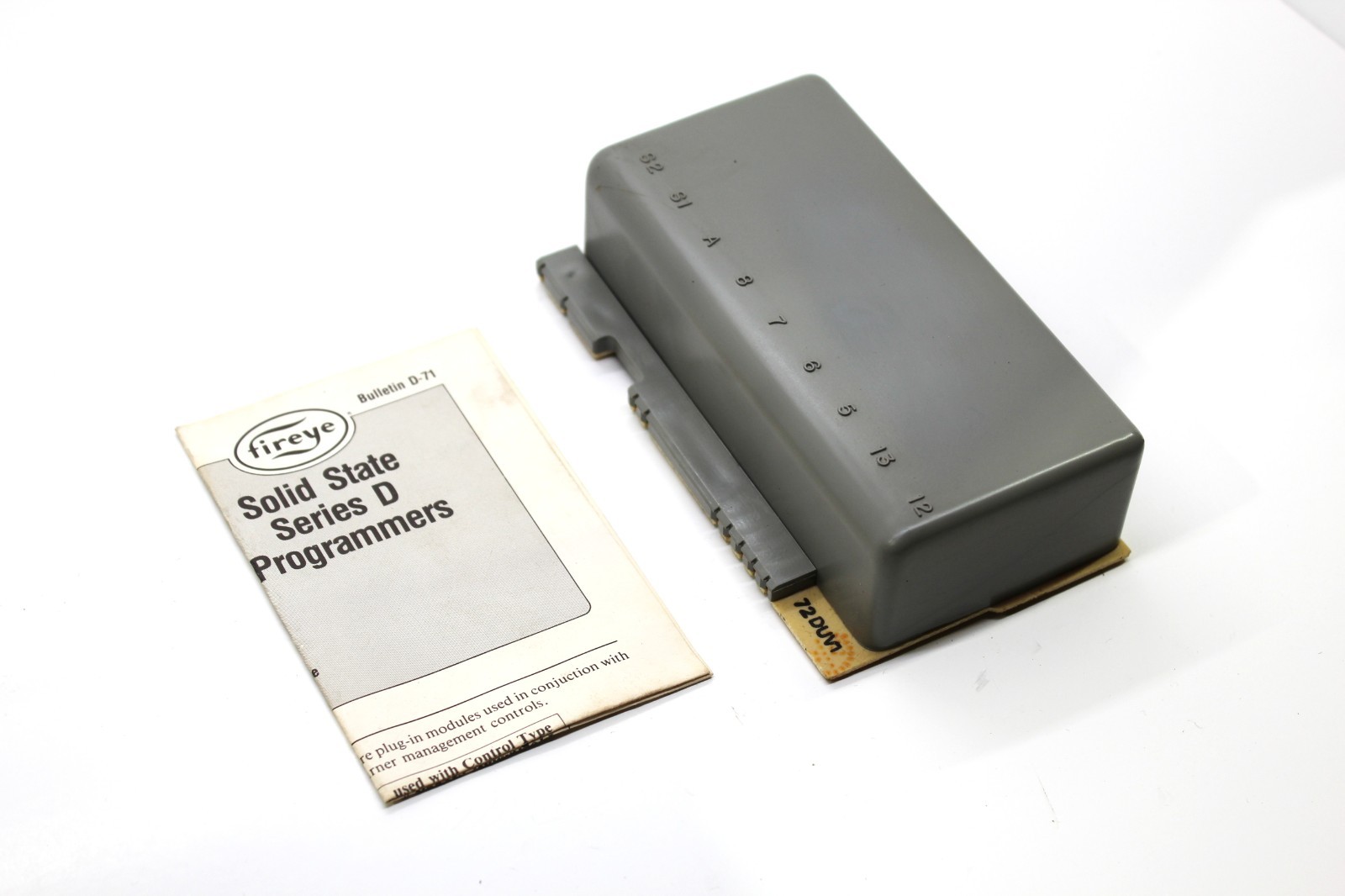 FIREYE TYPE 72DUV1 ULTRAVIOLET AMPLIFIER NEW SURPLUS OLD STOCK 72DUV1