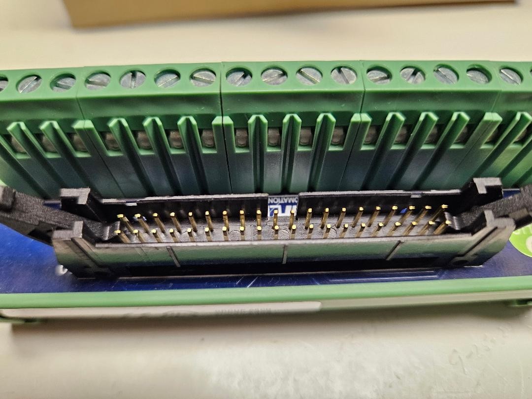 Automation Direct ZL-RTB40 40 point cable to wiring interface board new in box