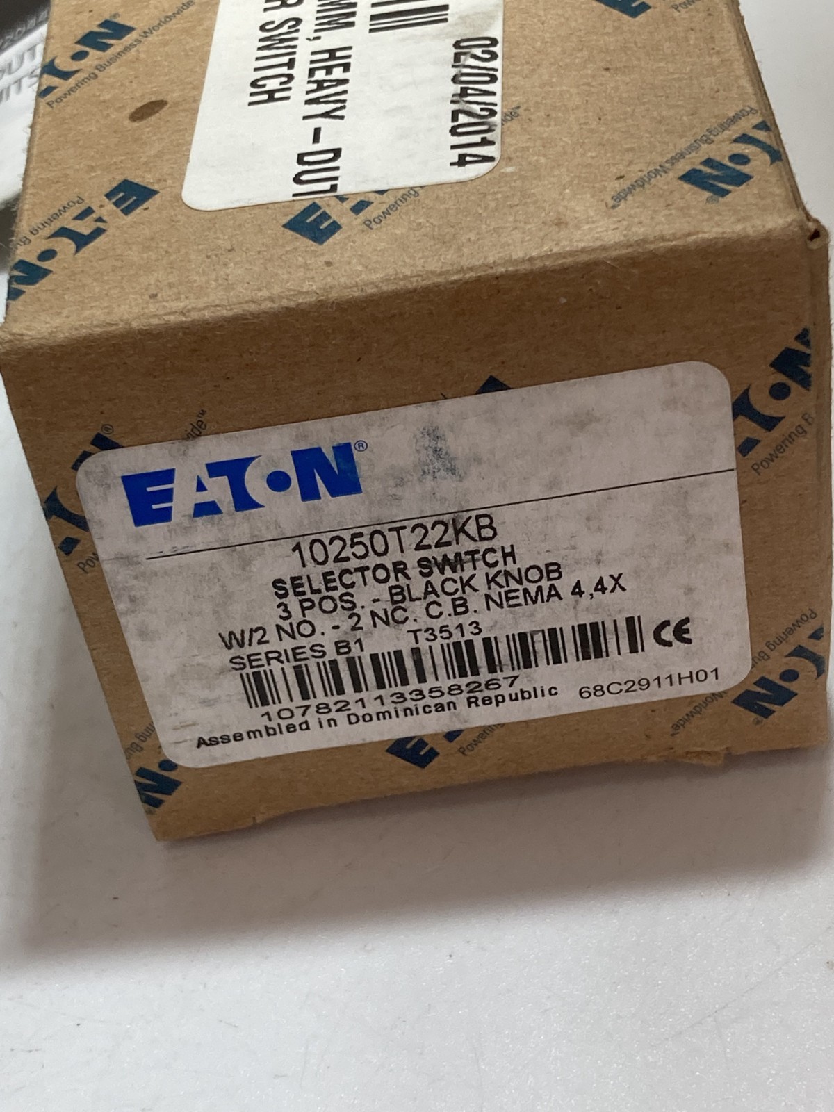 EATON 10250T22KB PUSHBUTTON SELECTOR SWITCH 3 POS 2NO/2NC SER B1 NIB