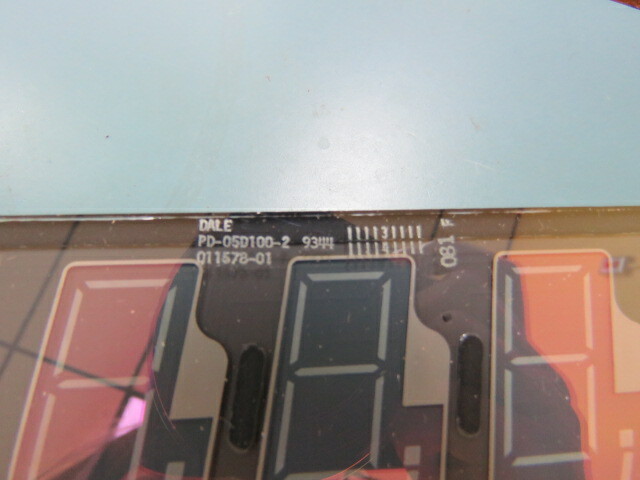 DALE/VISHAY PD-05D100-2 Qty of 1 per Lot 5 SEGMENT LCD DISPLAY