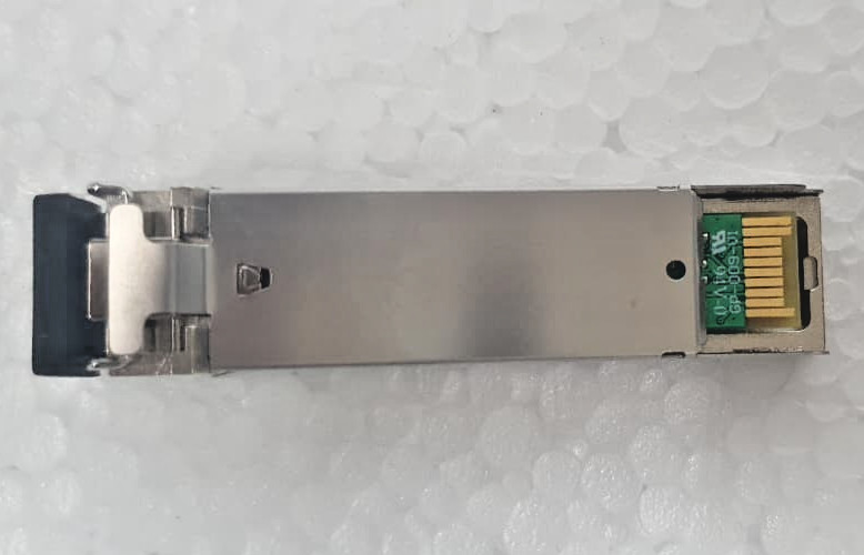 Perle SR-100-SFP Din Rail Media Converter 05091280