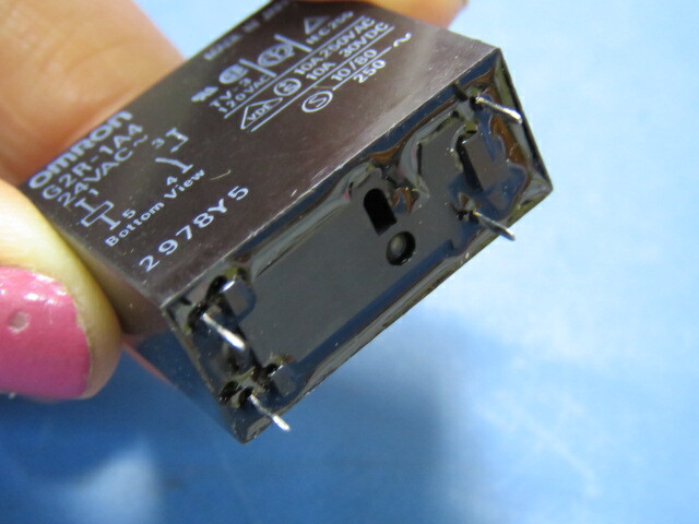 OMRON G2R-1A4-DC24 Qty of 10 per Lot General Purpose Relay SPST-NO (1 Form A) 2