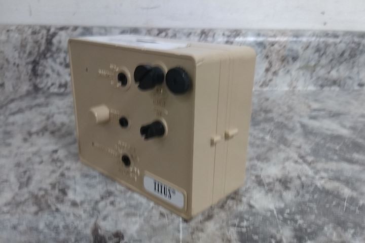 Titus CSC-3004 3-1/2 In Overall Width Reset Volume Controller