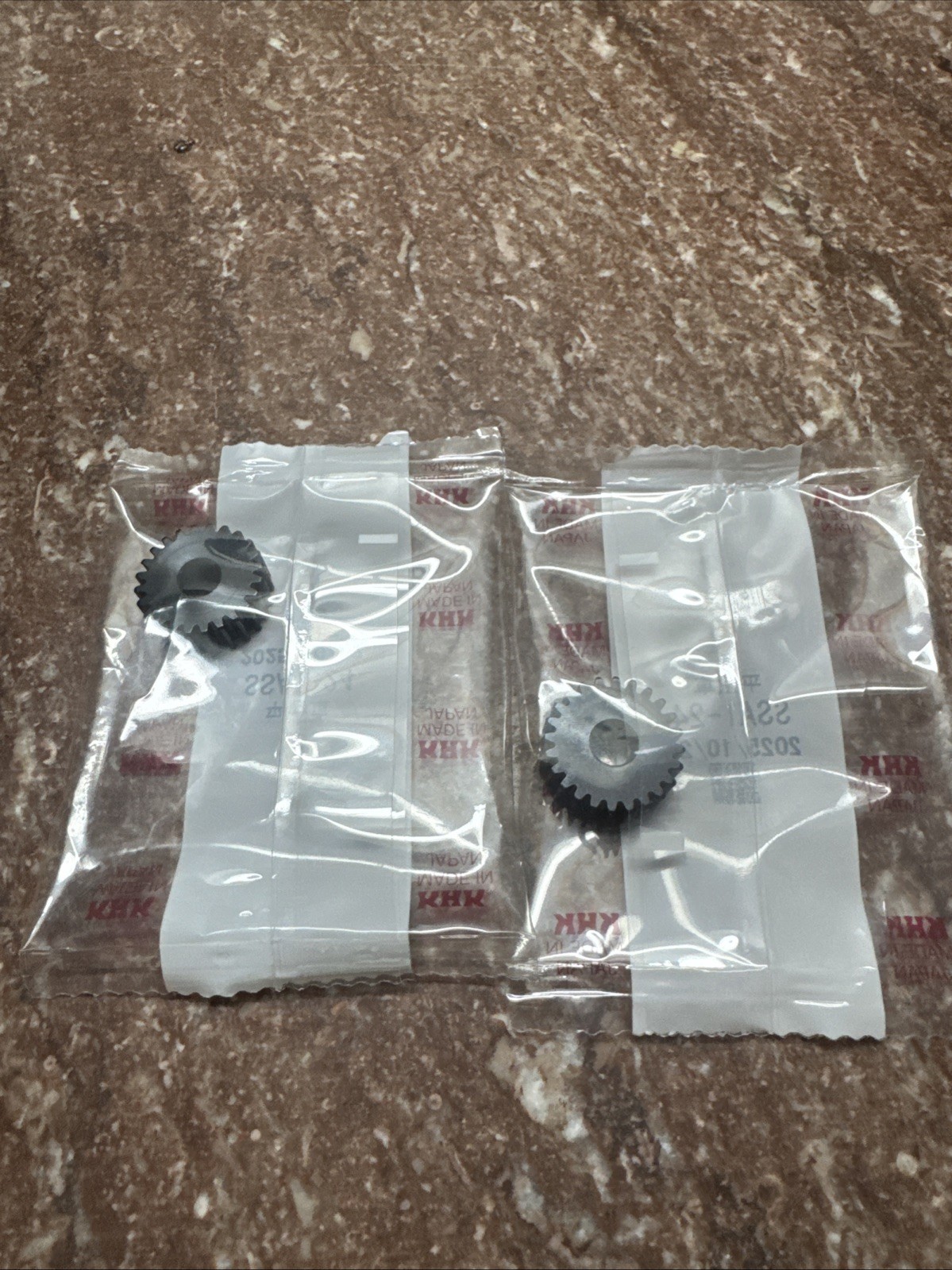 Unless Spur Gear 24 teeth, 8 mm Bore Diameter, Black Oxide Coated Steel