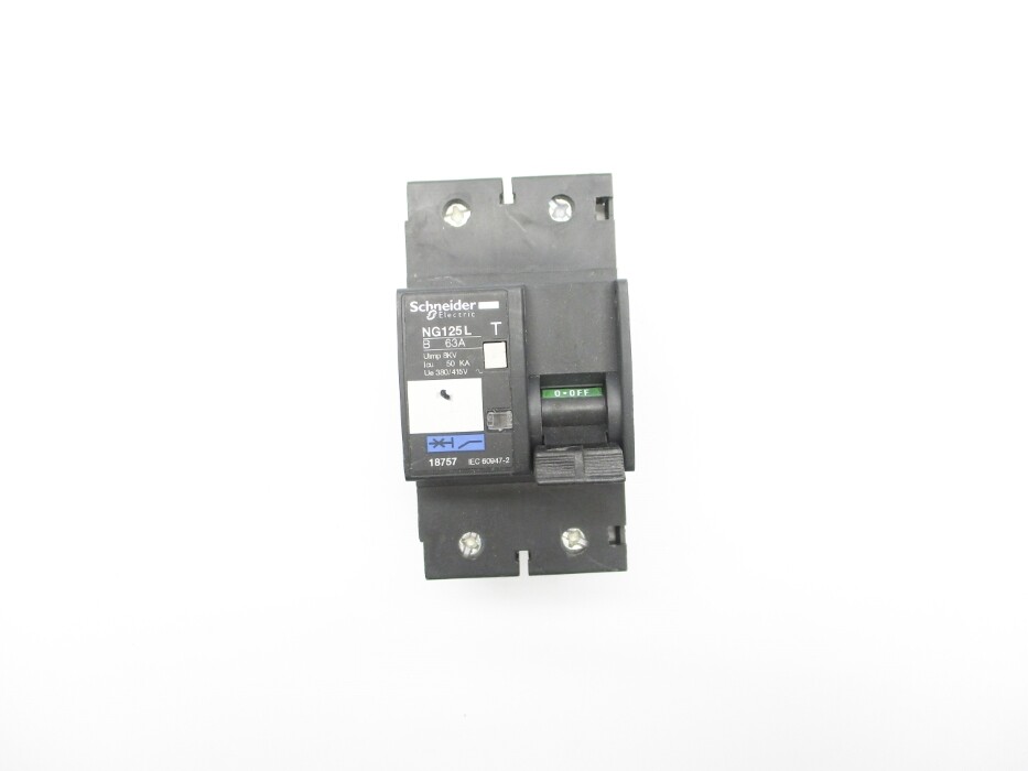 SCHNEIDER ELECTRIC 18757 63A 380/415V NSNP