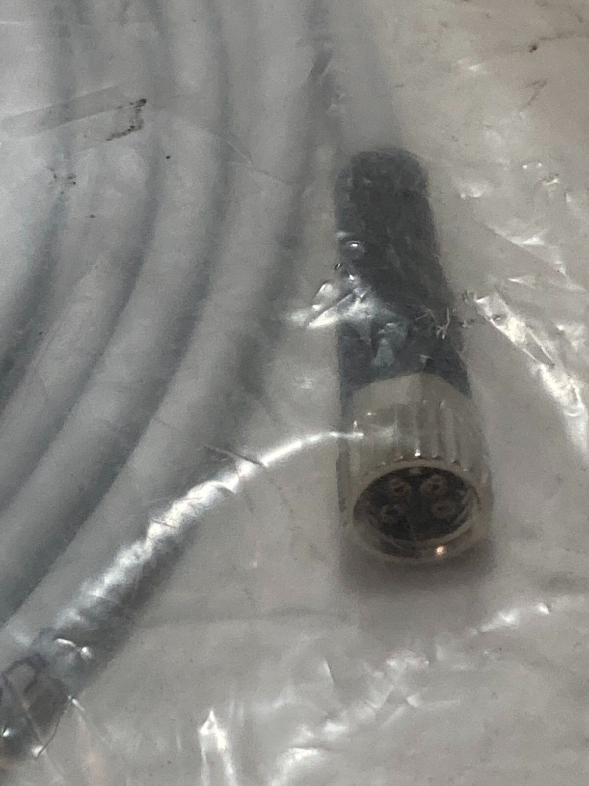 FESTO NEBU-M8G4-R-2.5-N-LE4 CONNECTING CABLE 4 PIN FEMALE 2.5M NIB