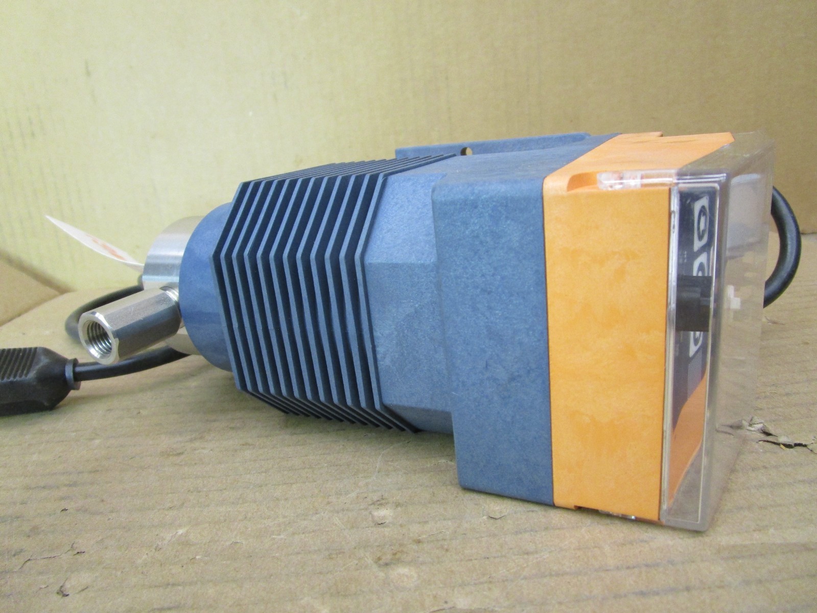 New Open Box ProMinent Fluid Controls G/4B 1201SS2 Metering Pump 52067AES