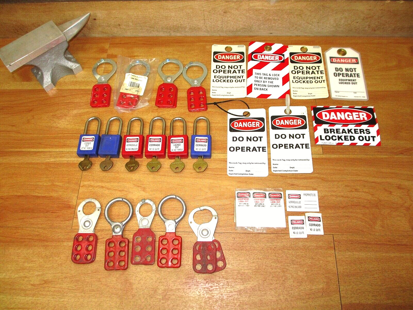 Lockout Tagout Safety Lock LARGE LOT *USED/NEW* Master Lock Hasp Danger Tag