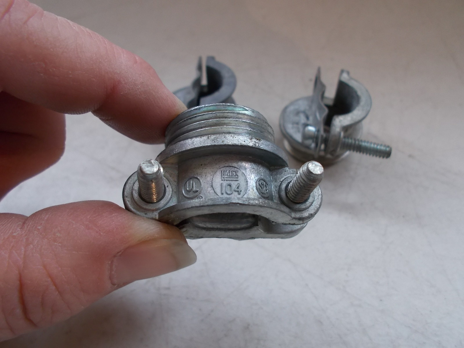 Halex 104 Cable Clamp Connectors, lot of 3 *FREE SHIPPING*