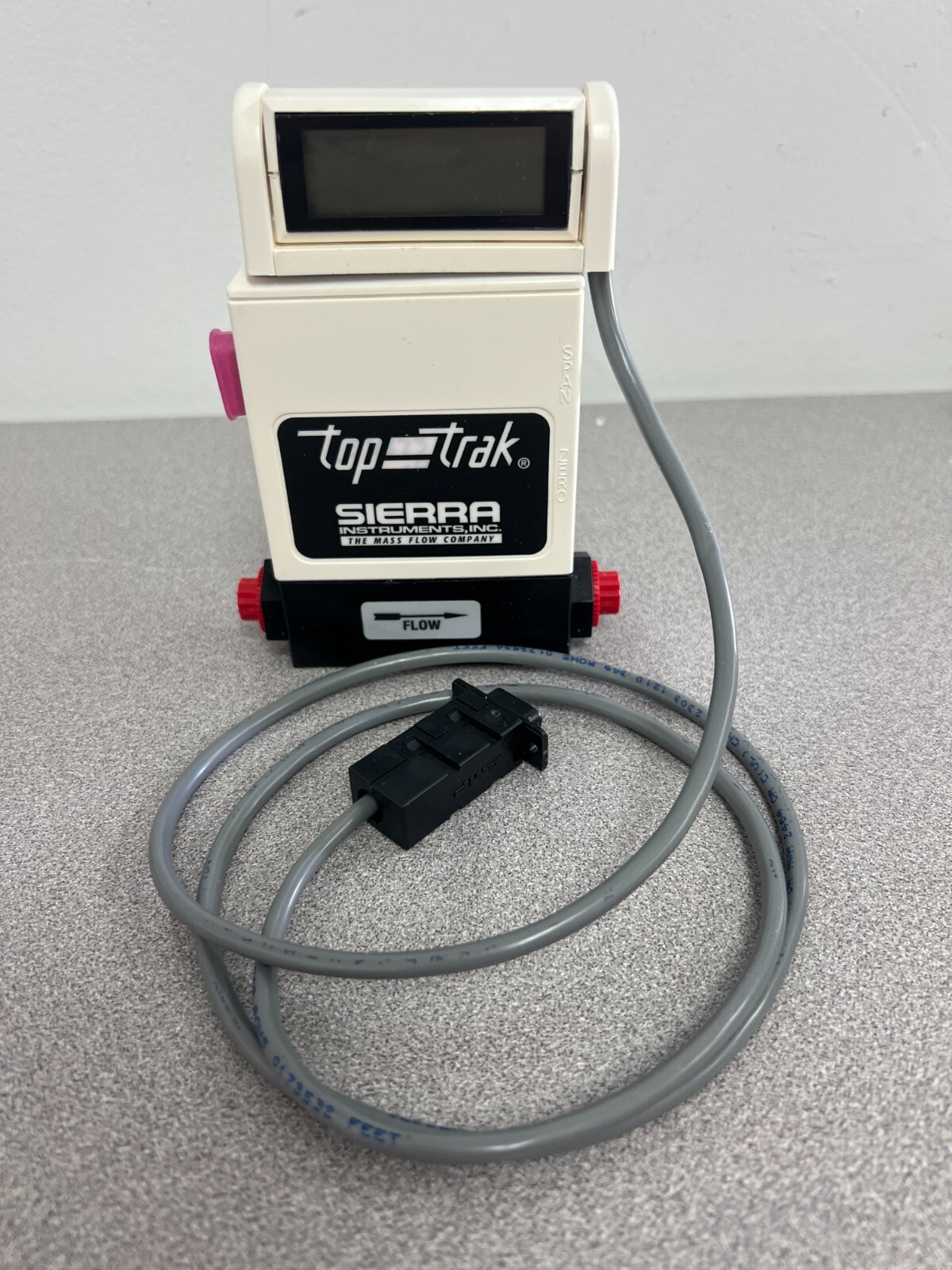 SIERRA INSTRUMENTS MODEL 822-13-0V1-PVI-VI-RD TOP TRAK MASS FLOWMETER NITROGEN