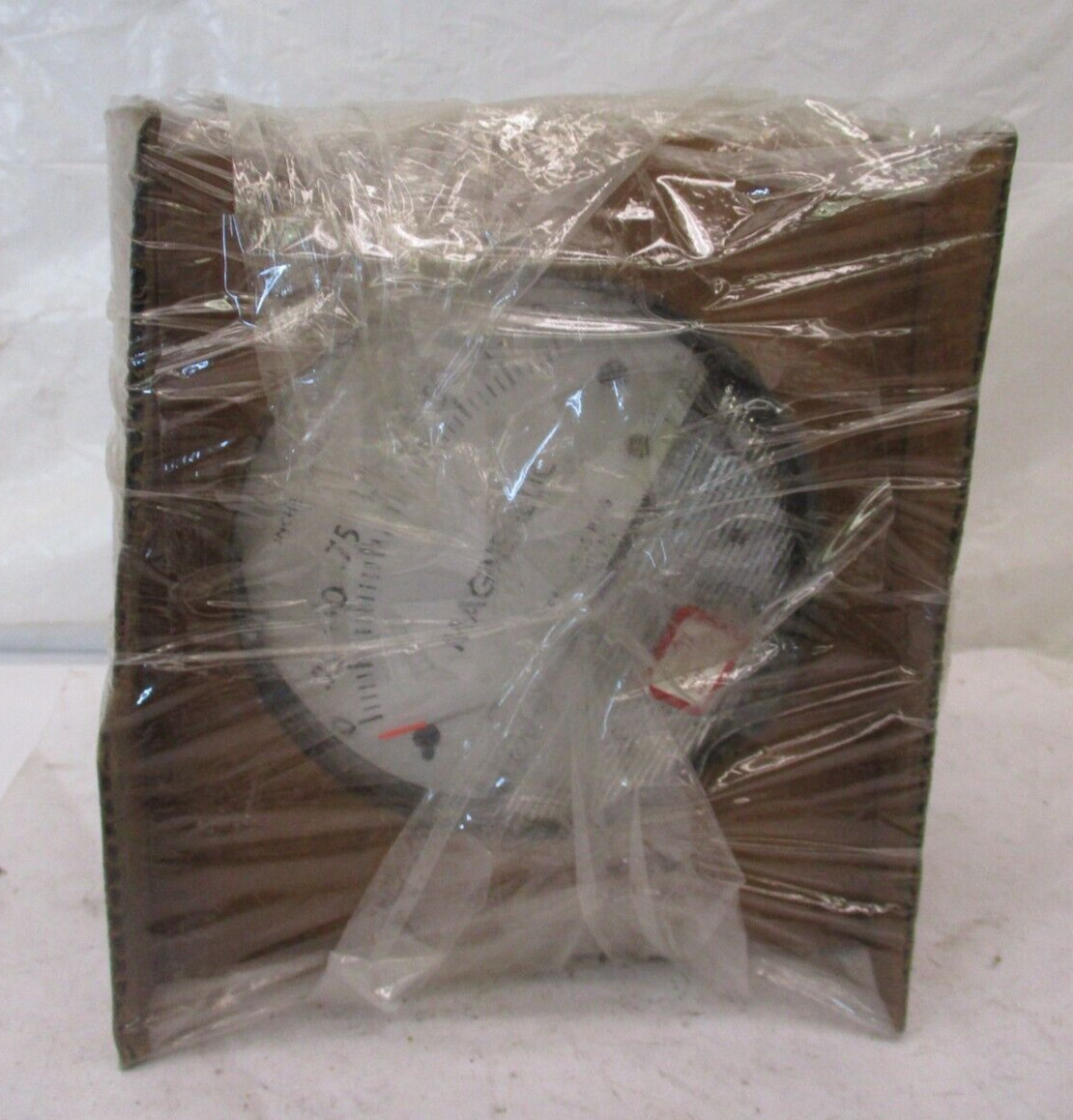 Dwyer 2002C Magnehelic Differential Pressure Gage 15 PSIG Max 0-2″ A7253WVS