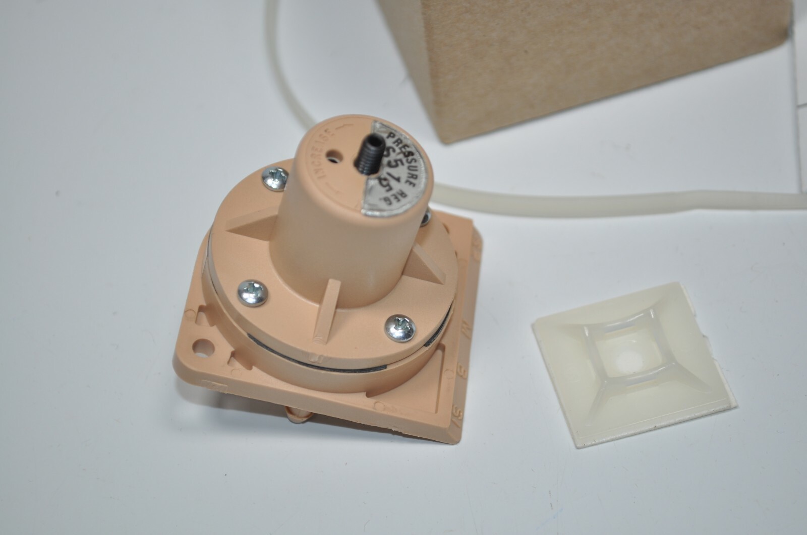INVENSYS T.A.C PNEUMODULAR Pneumatic Regulator Gradual Switch 30 PSIG 2390-515