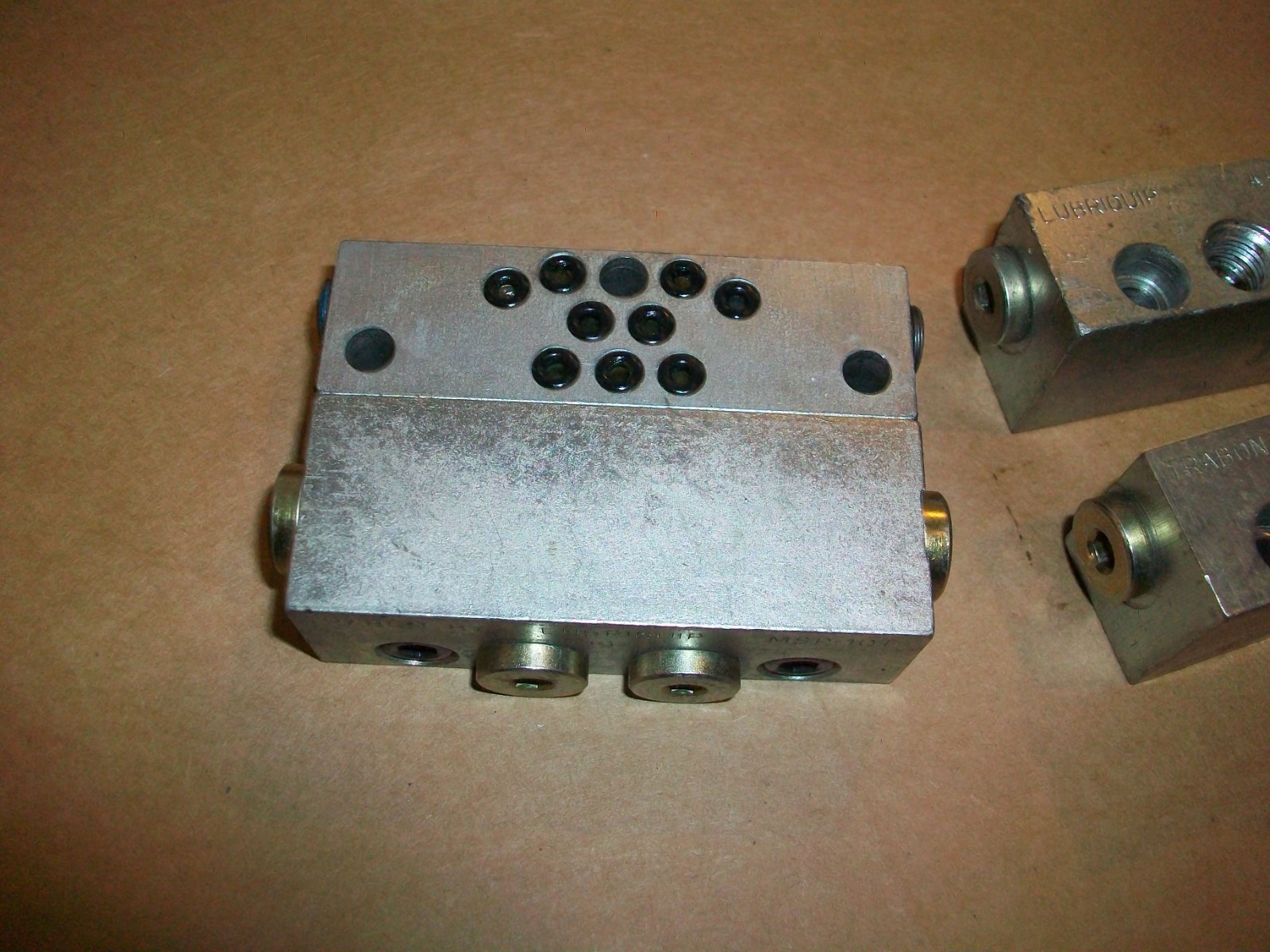 3pc Lubriquip Trabon MSP-10T Modular Divider Valve Block USED