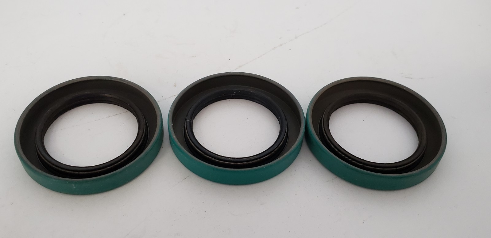 CHICAGO RAWHIDE/SKF 13569 OIL SEAL, 1.375 x 2.0 x 0.313″, CRWA1 (LOT OF 3) NIB