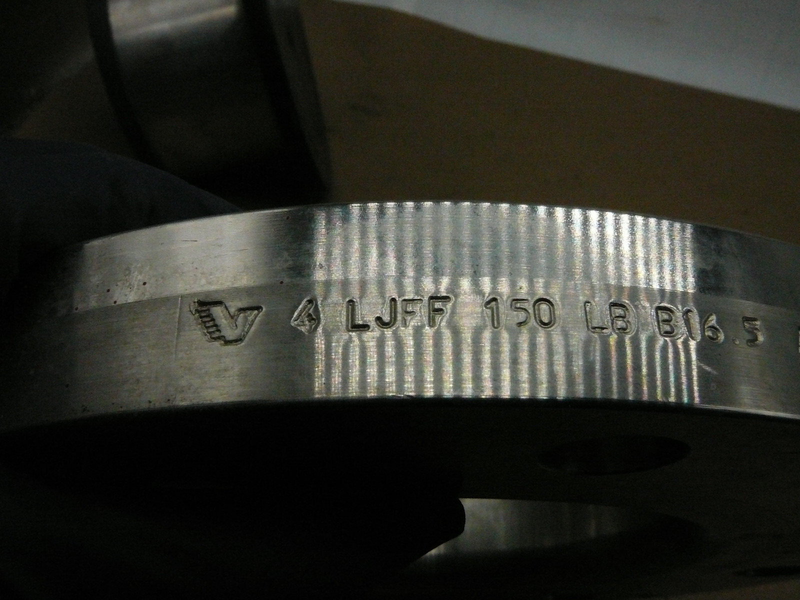 4″ S. END S10S A/SA403 WPS B16.9 316/316L 98915 8 BOLT FLANGE