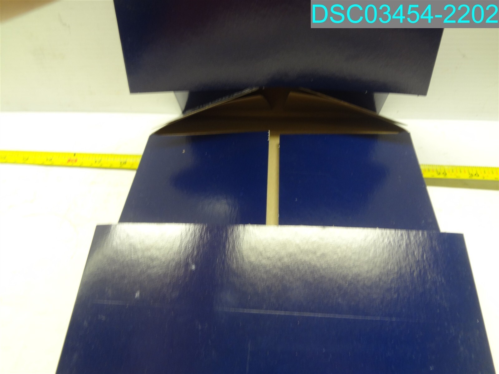 QTY=100: LIDS BOXES BLUE WITH WHITE WRITING 12-5/8″ X 8-1/2″