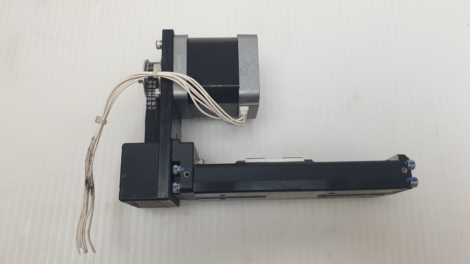 THK Linear Actuator KR20 with Japan Servo Motor KH42KM2-901