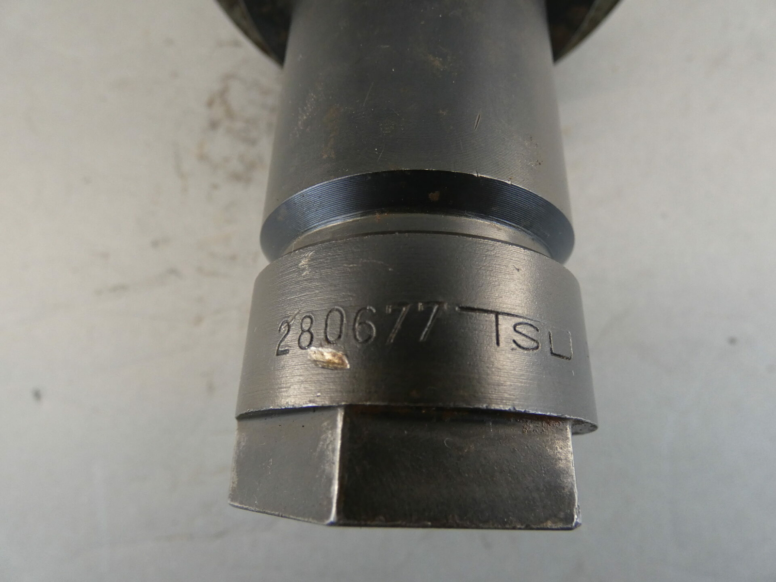 TSD Universal AT914007 Tool Holder w/ TSD Universal 280677 End