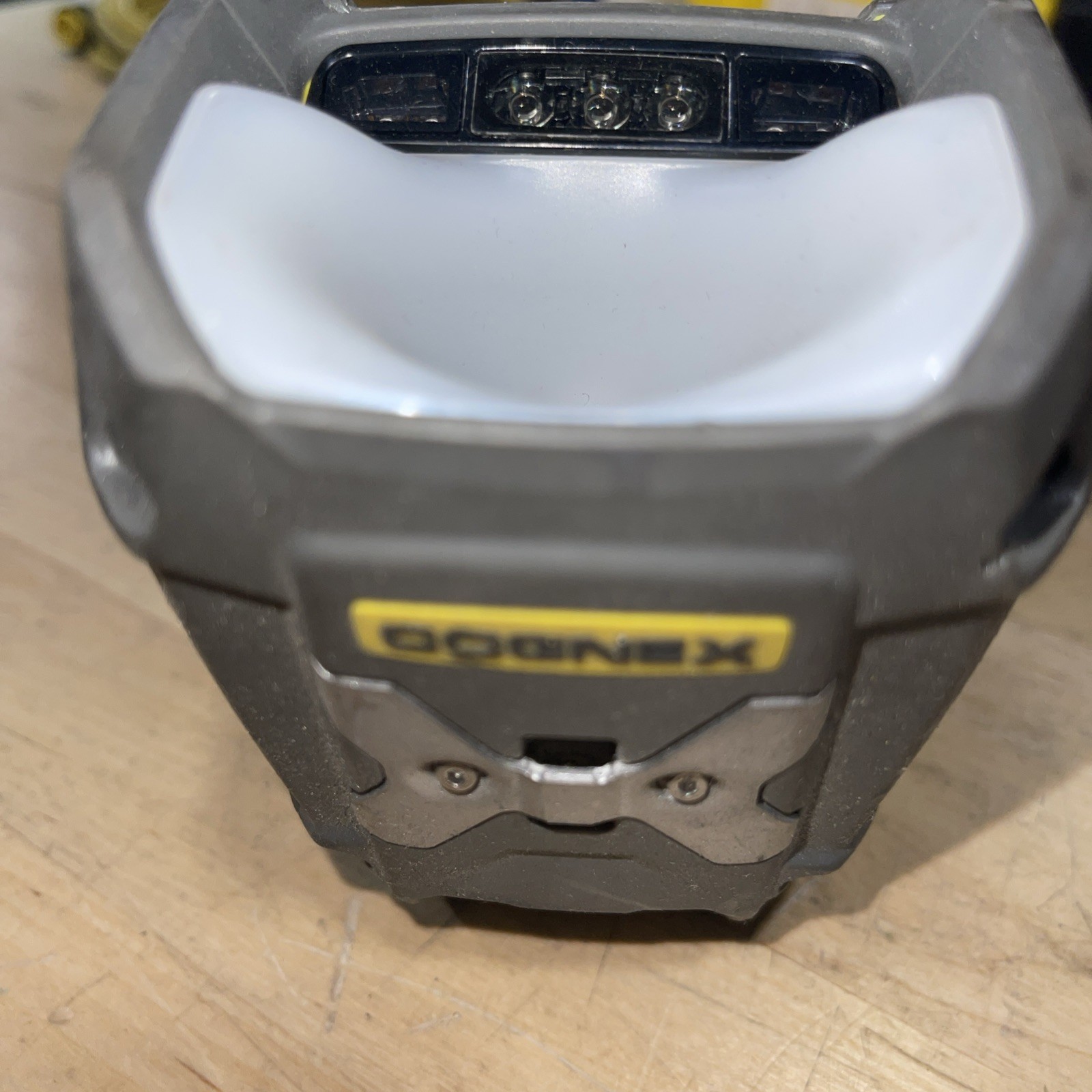 COGNEX DM8600 BARCODE SCANNER 825-0564-1R E 821-0012-1R H