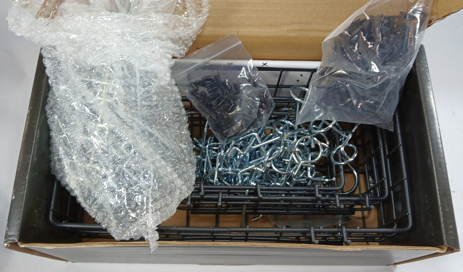 1 NEW INCLY 80 PEICE PEGBOARD HOOKS ACCESSORY ORGANIZER KIT NIB ***MAKE OFFER***