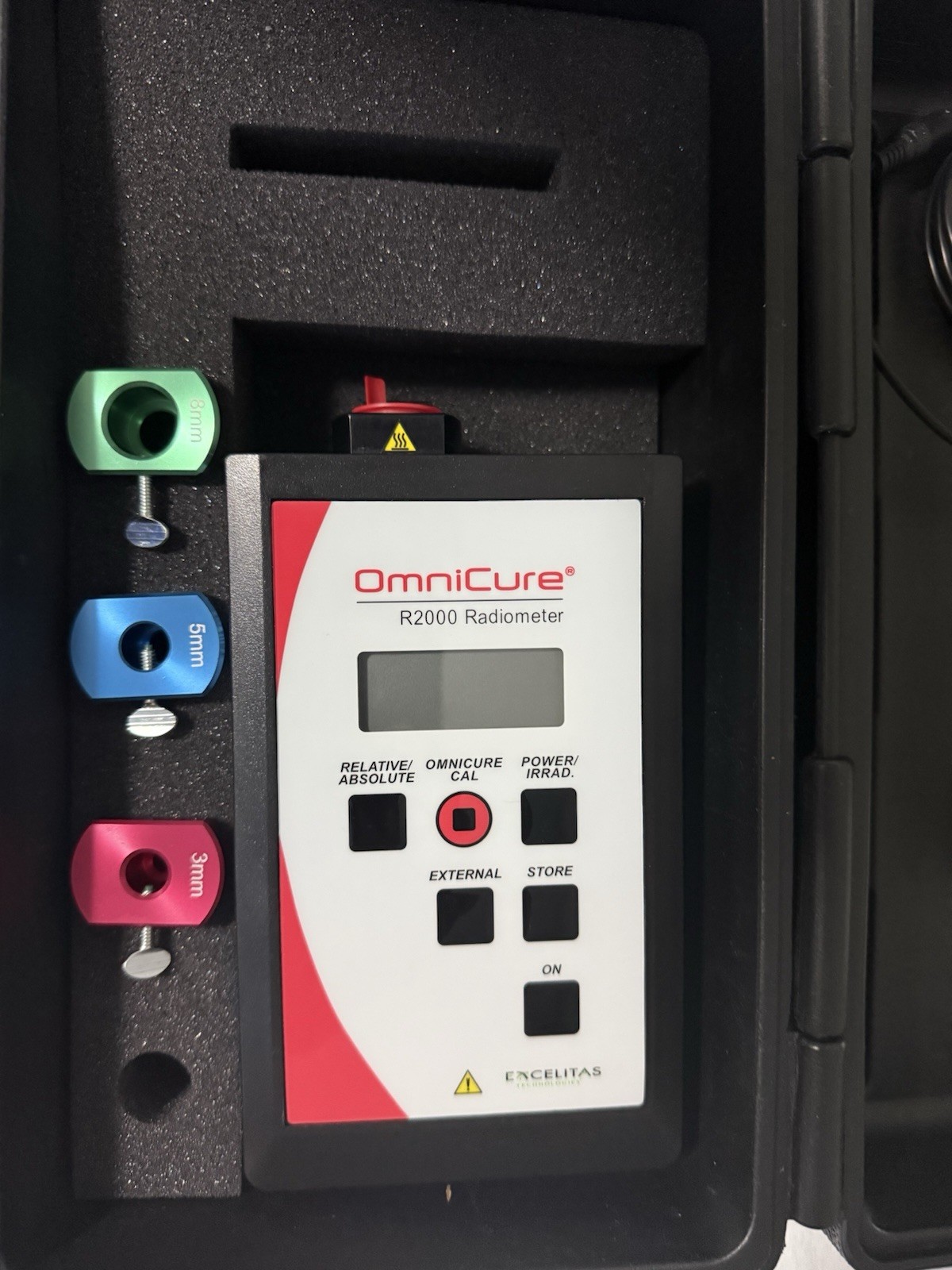 OmniCure R2000 Radiometer Excelitas W/ 8mm 5mm 3mm Adapters, Brand New Battery