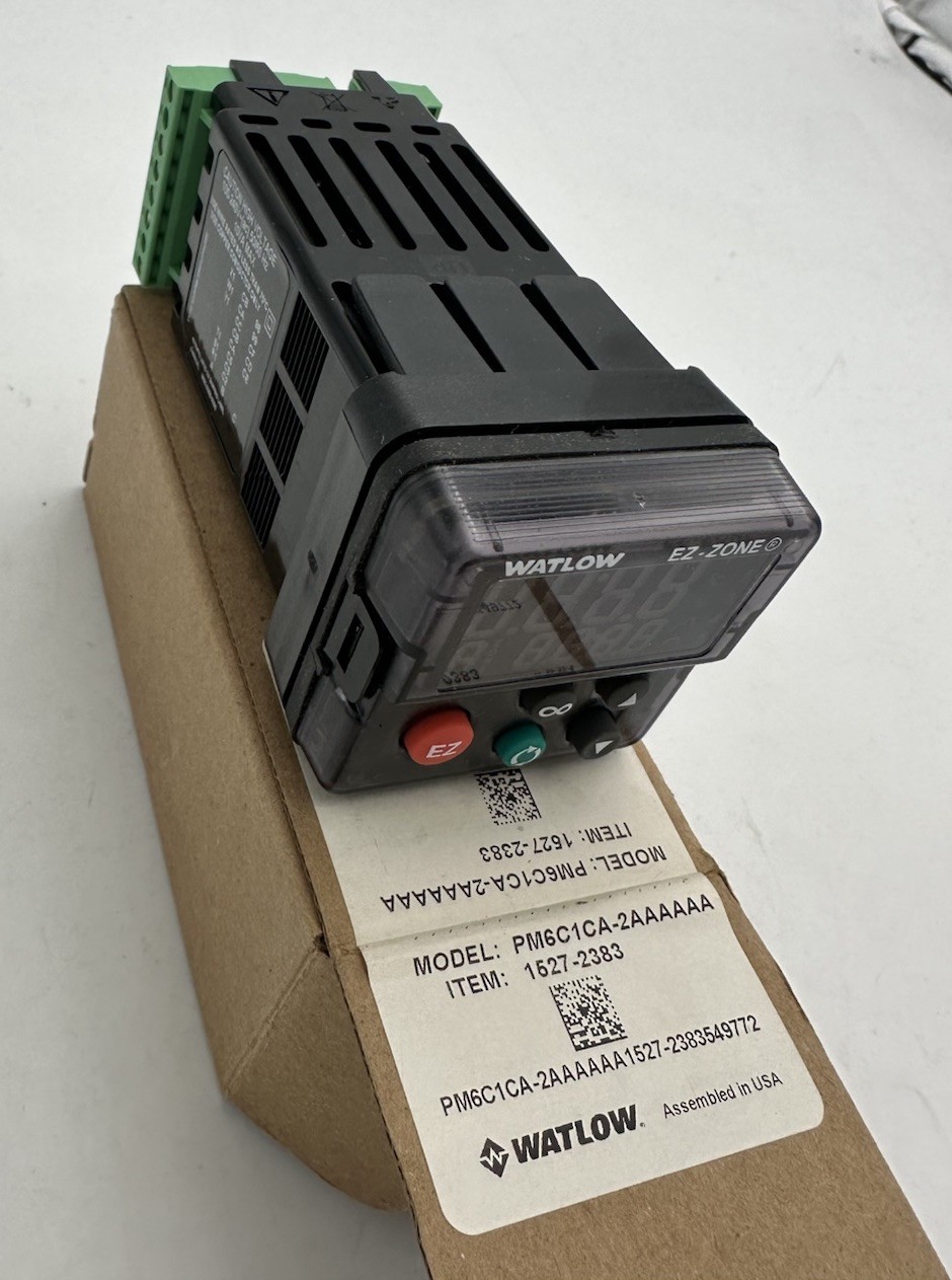 Watlow pm6c1ca-2aaaaaa Series Panel Mount Controller – NEW