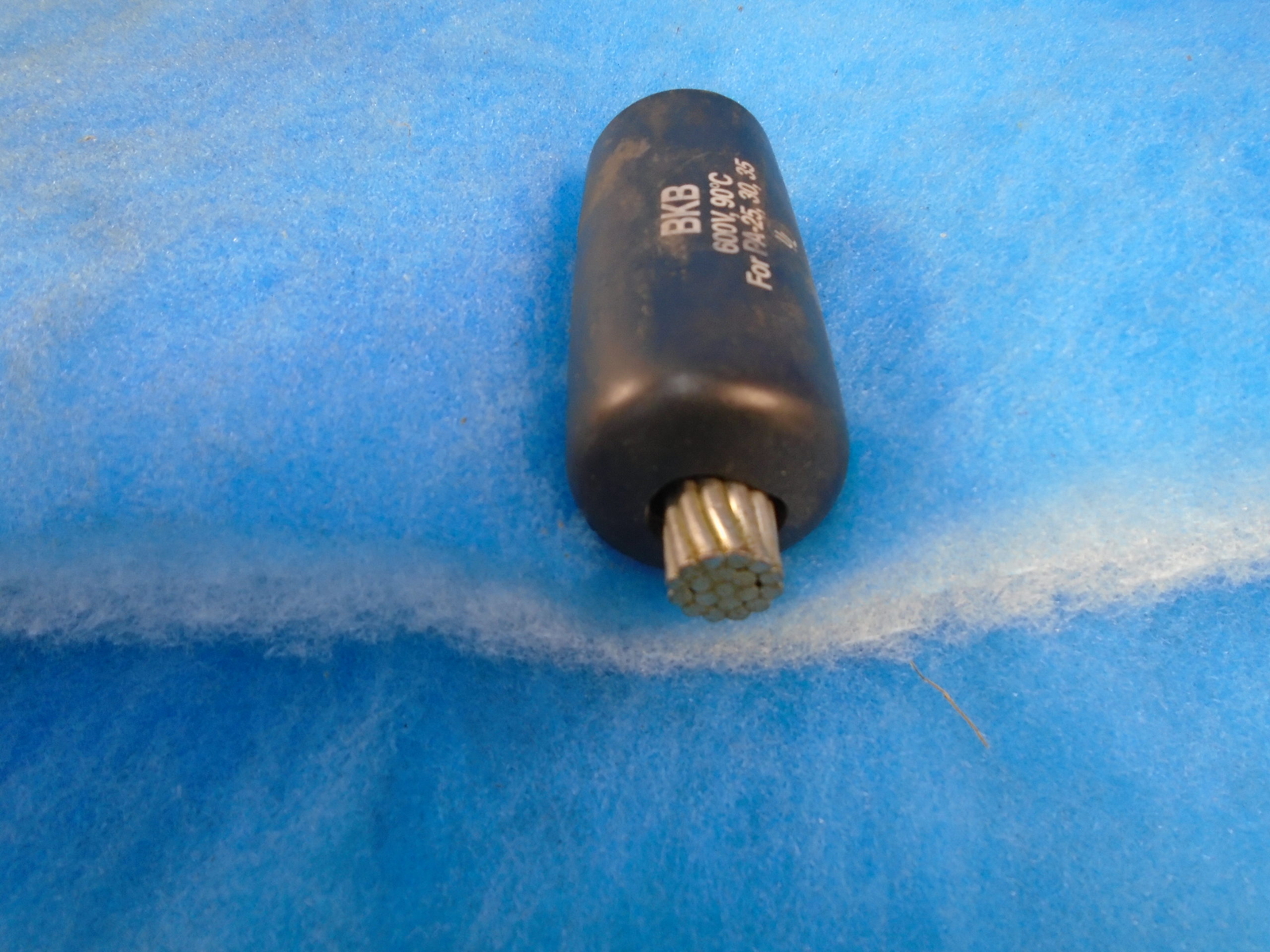 NOS BOX OF 10 THOMAS & BETTS PA35 PIN ADAPTER TERMINAL AND COVER 1 YR WARRANTY