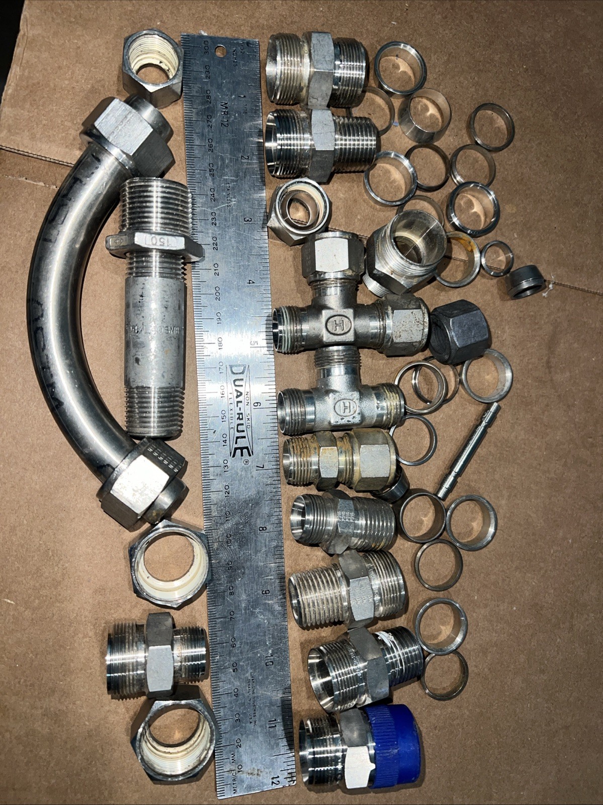Lot Of Assorted SWAGELOCK Fittings STAINLESS STEEL .. As In Pictures