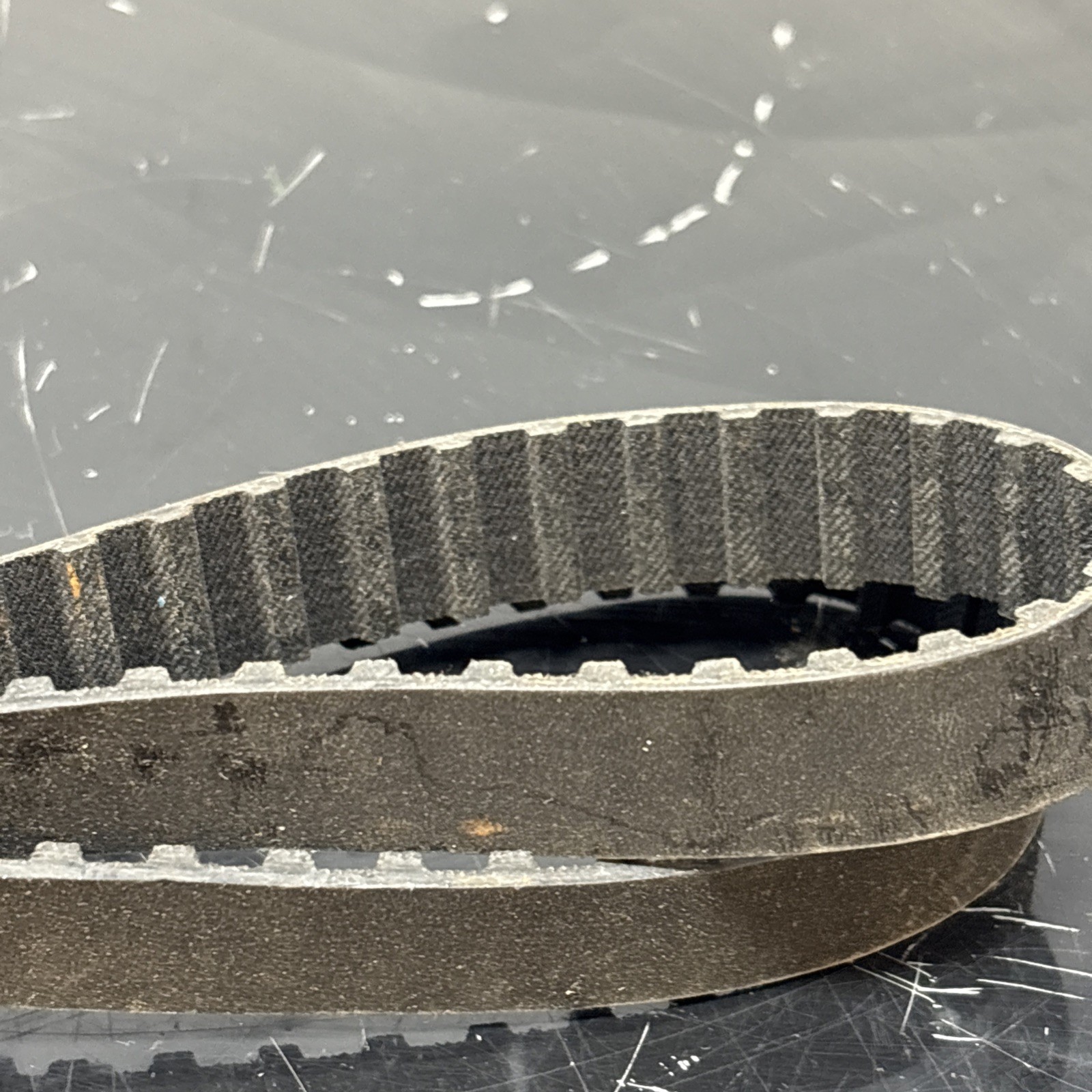 Gates 285L075 Powergrip Timing Belt 1923SS Lot Of 2(no Box)