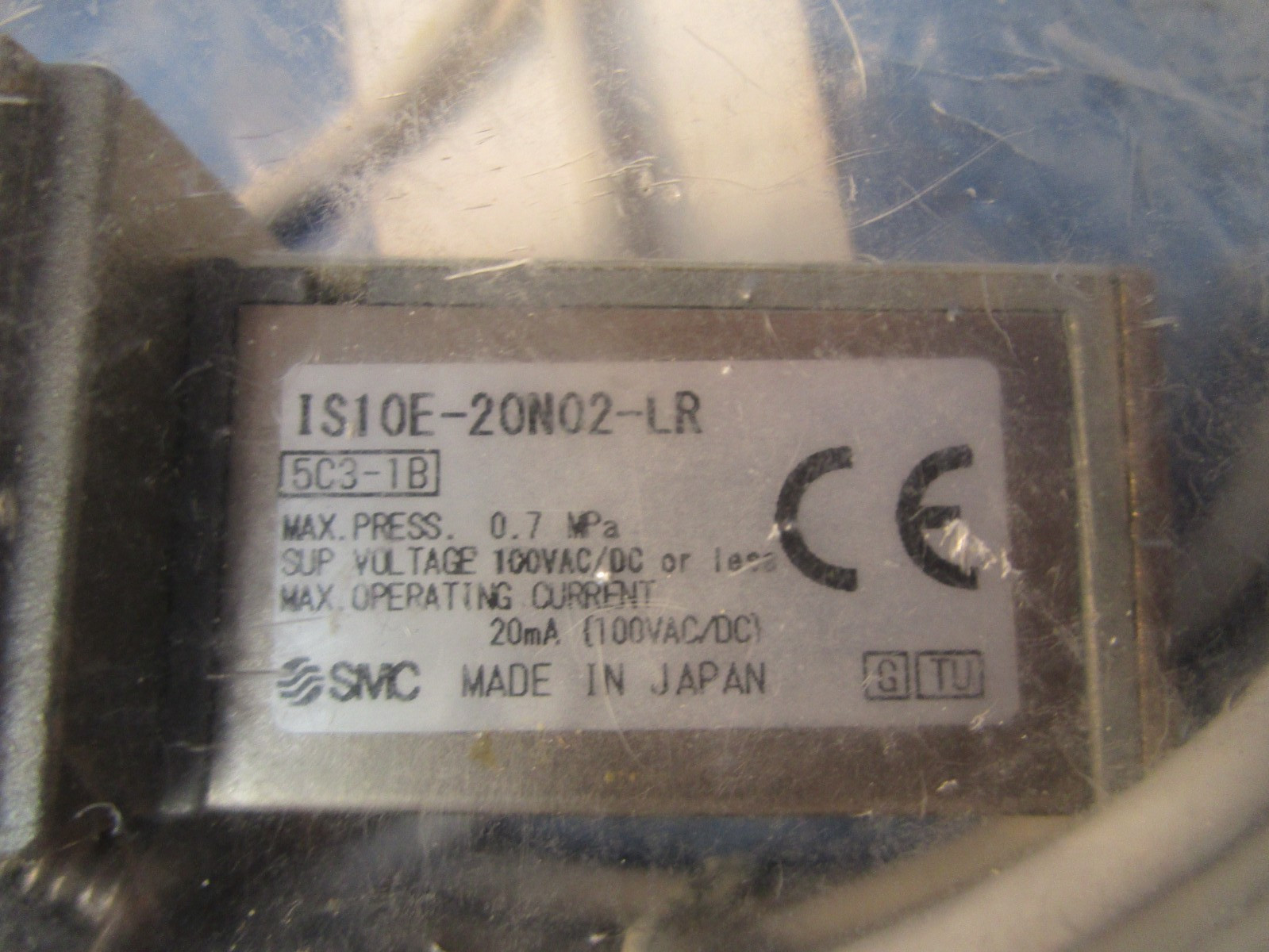 SMC IS10E-20N02-LR, PNEUMATIC SOLENOID VALVE 100V-AC 100V-DC 0.7MPA