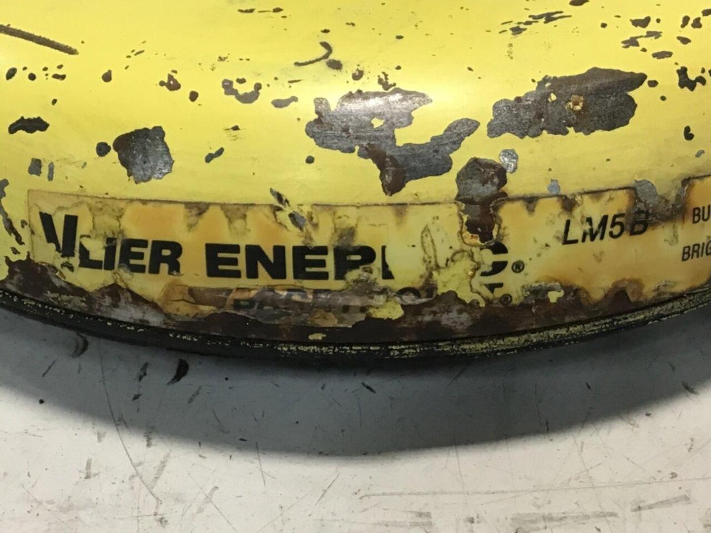 VLIER Leveling Mount Pad LM5B 6 INCH Used #122744