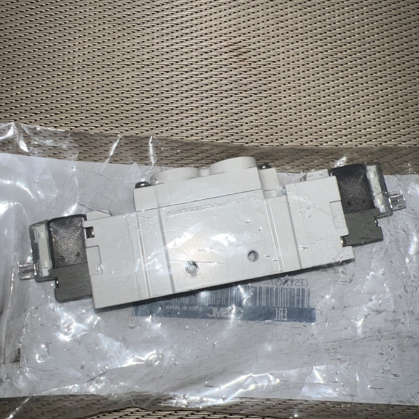 SMC SY7220-5L0Z-02T NSMP