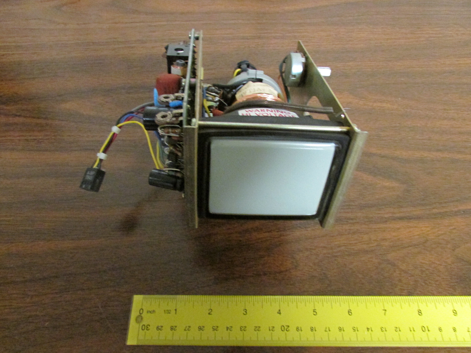 Chuomusen 3-Inch B/W CRT Display Unit DH-1120G