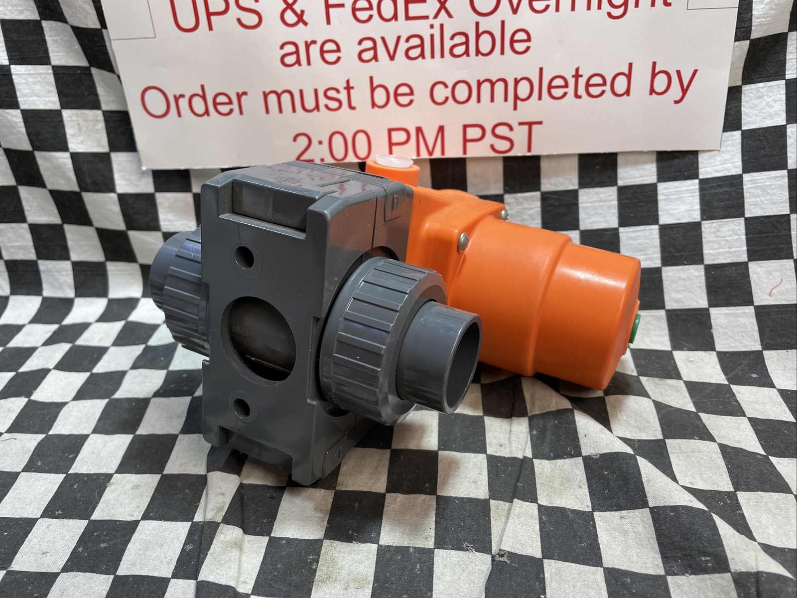 George Fisher +GF+ Pneumatic Actuated 2 Way Valve 1.25″ Socket 199.223.215 #153C