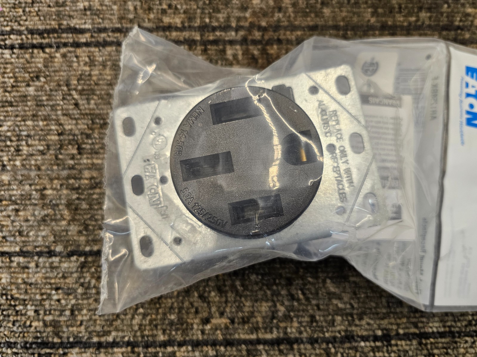 (QTY 2) Eaton AH1258BK-F Flush Mount Receptacle 50A-125/250V 3-Pole 4-Wire