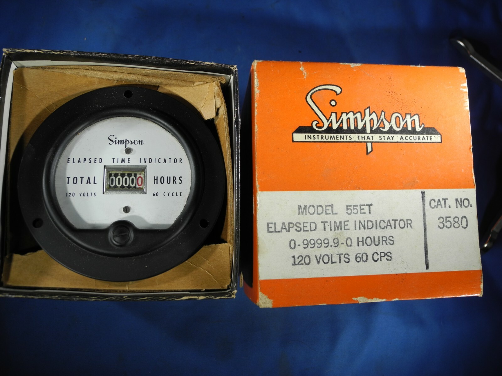NEW OLD STOCK SIMPSON 120V PANEL MOUNT 55ET ELAPSED TIME INDICATOR 60 CYCLE 3580