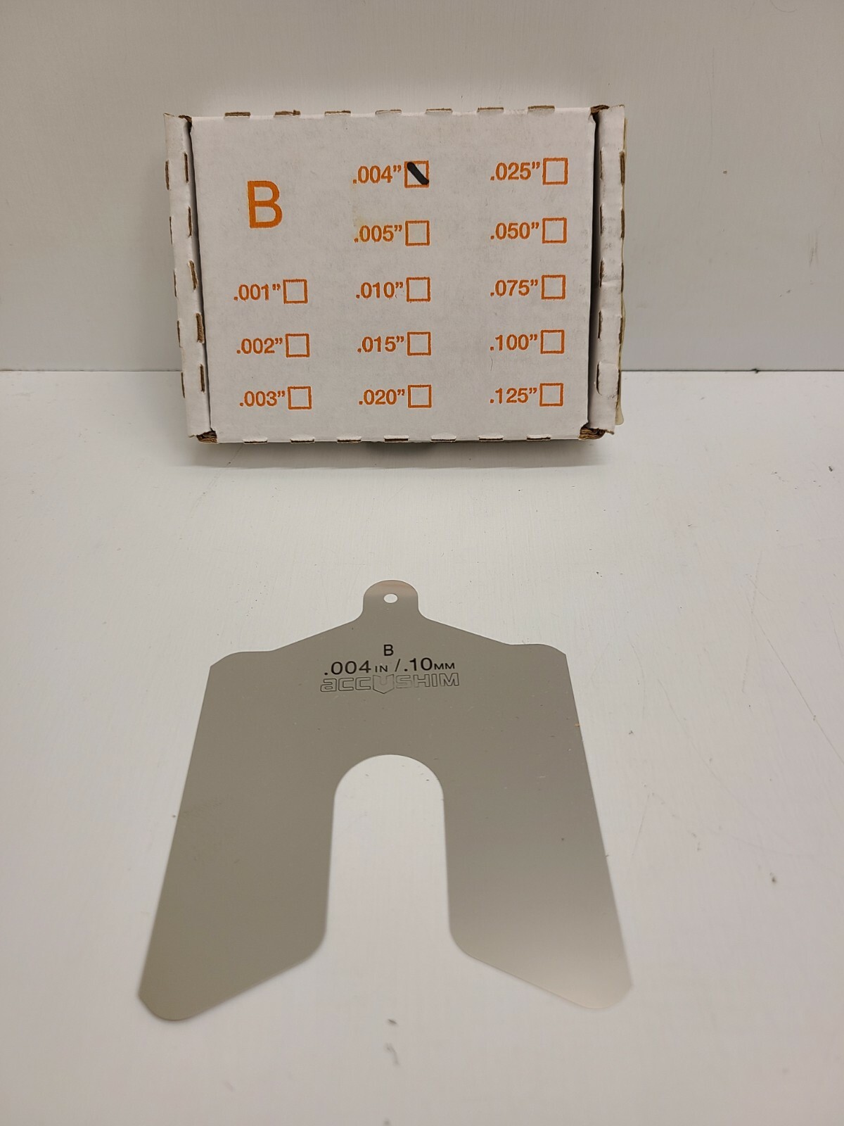 BOX OF (10) NEW OLD STOCK! ACCUSHIM 0.004″ STAINLESS SLOTTED SHIM B-004